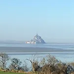 Frühstückspension Maudon Coeur De Baie 3*