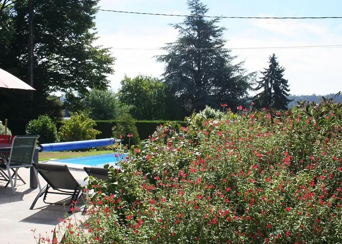 Maudon Coeur De Baie Bed & Breakfast Ponts